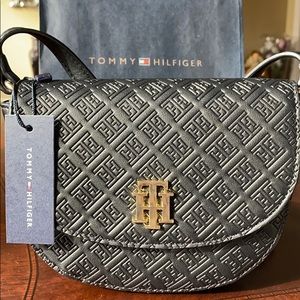 TOMMY HILFIGER TH CROSSBODY PURSE